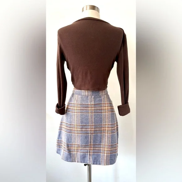 Clueless 90s Vibes! 🤎 Aeropostale Keyhole top flannel plaid mini skirt Outfit M - Picture 5 of 5